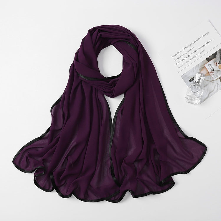 Contrast Trim Hijab