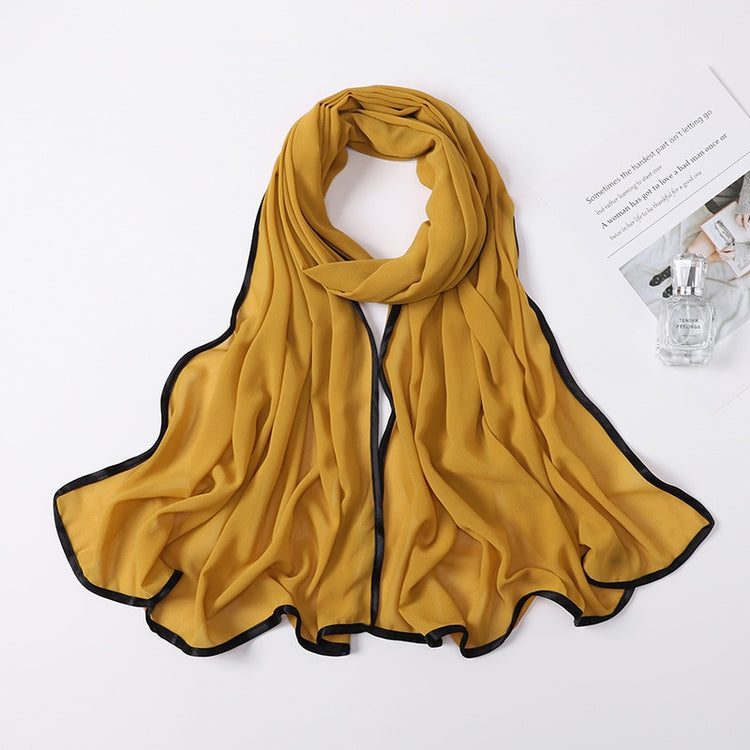 Contrast Trim Hijab