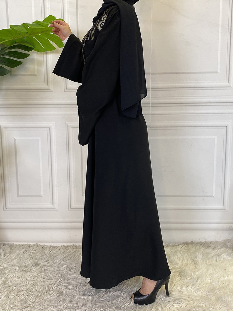 Aamna Abaya