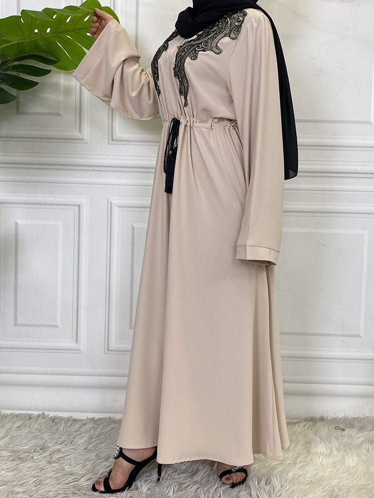 Aamna Abaya