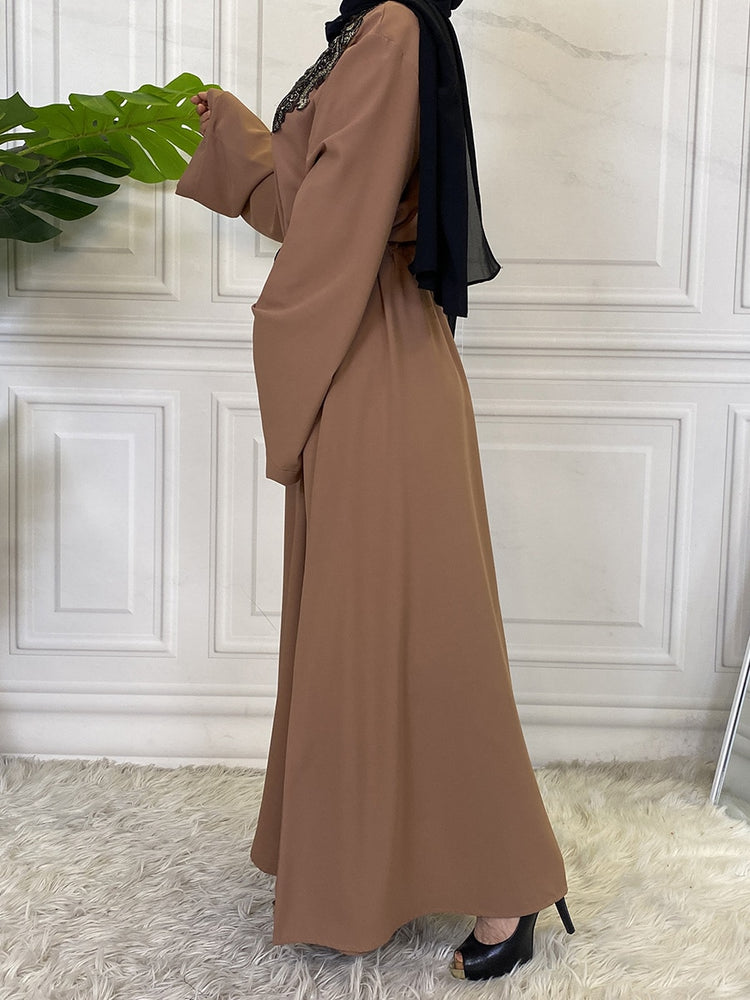 Aamna Abaya