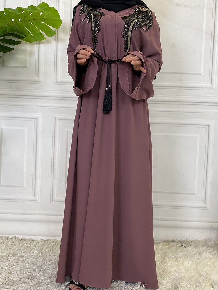 Aamna Abaya