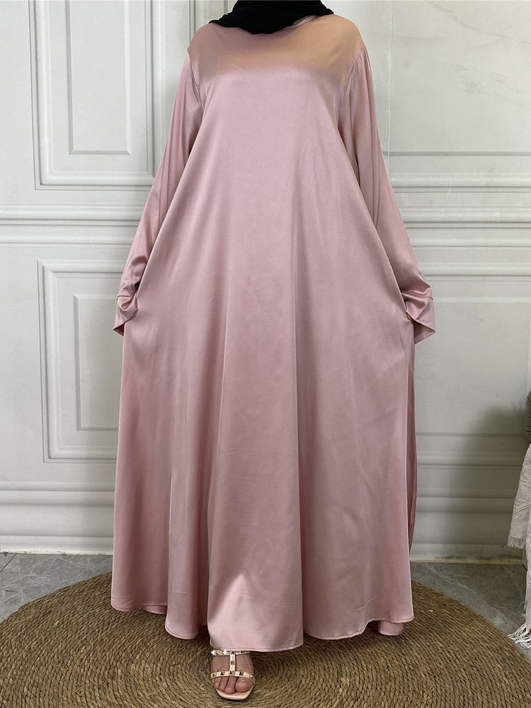 Mina Abaya