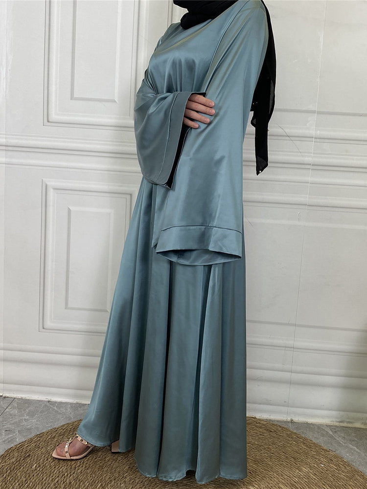 Mina Abaya